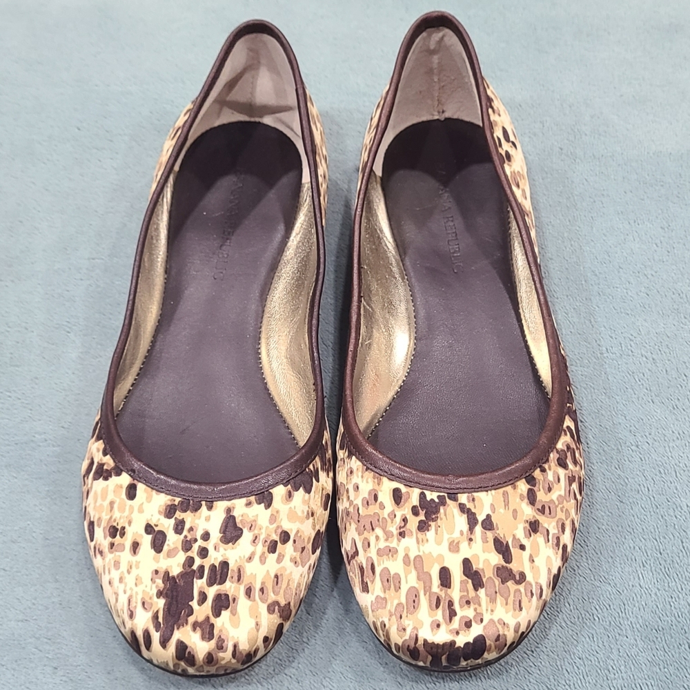 Banana Rebublic Leopard Print flats sz 7
